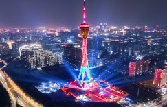 龙腾中原！吉利银河E8挑战福塔赛道在郑州举行