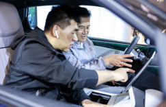 五大“同级唯一“ 吉利银河L7来电见面会举行